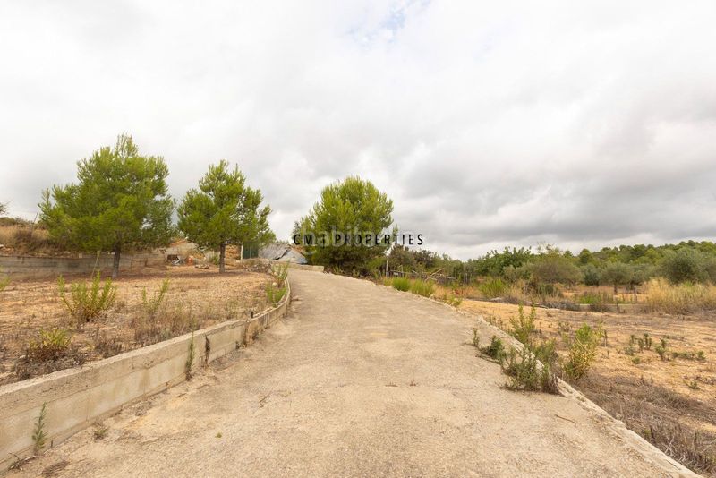 Foto c87ee852-1627-4e57-9189-aed479a9c100. Casa amb calefacció aparcament a Centro Chiva