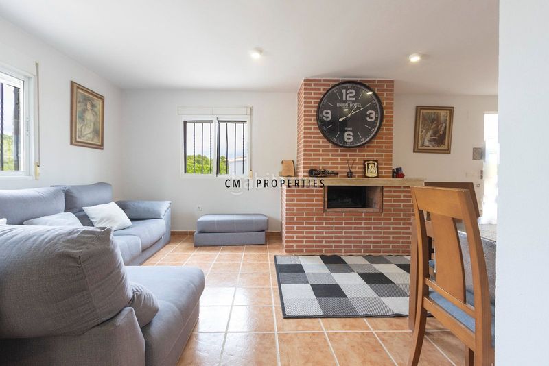 Foto cc9d5beb-c928-42d2-9c7f-9666b6634358. Casa amb calefacció aparcament a Centro Chiva