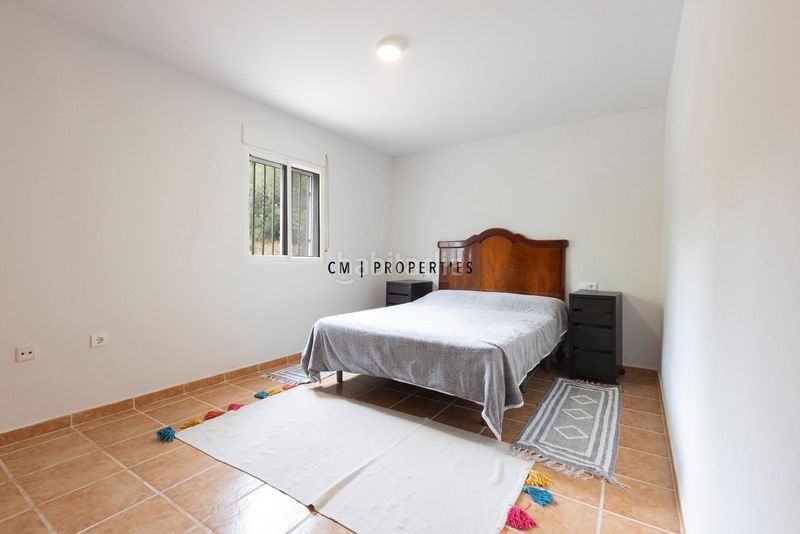 Foto cca2f289-fbe2-4353-a944-11e0e97e952a. Casa amb calefacció aparcament a Centro Chiva