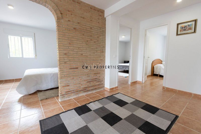 Foto f1a05520-5128-4e0b-9541-f3dbe757aeff. Casa amb calefacció aparcament a Centro Chiva