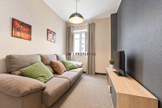 Flat  Carlos sarthou. Piso en venta de 3 habitaciones en villareal para reformar
