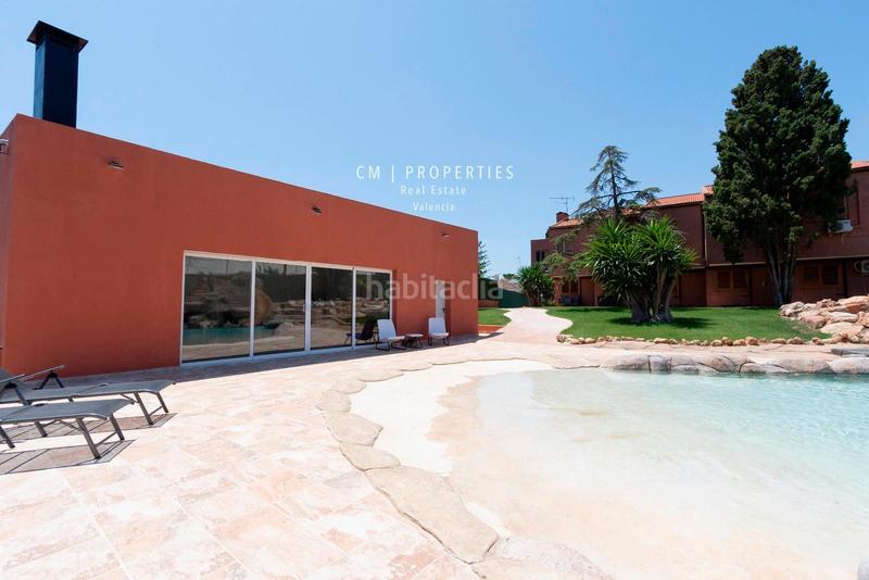 Foto 097ea918-e025-41b3-8c91-099f38ae98b4. Chalet mit heizung parking pool in La Cañada Paterna