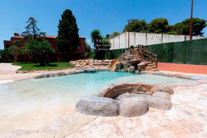 Foto 144ce82c-4ab6-479b-b161-340d15bf0404. Chalet mit heizung parking pool in La Cañada Paterna