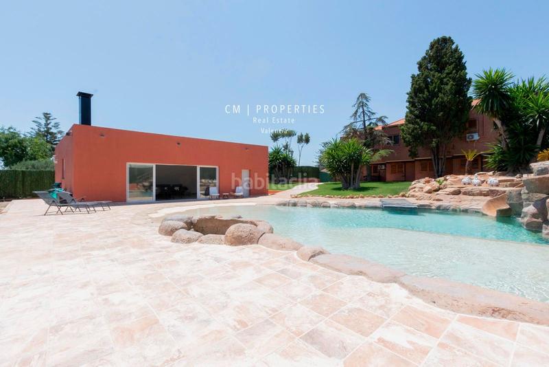 Foto 42f03212-e0cd-4716-8997-e1e9eca592f1. Chalet mit heizung parking pool in La Cañada Paterna