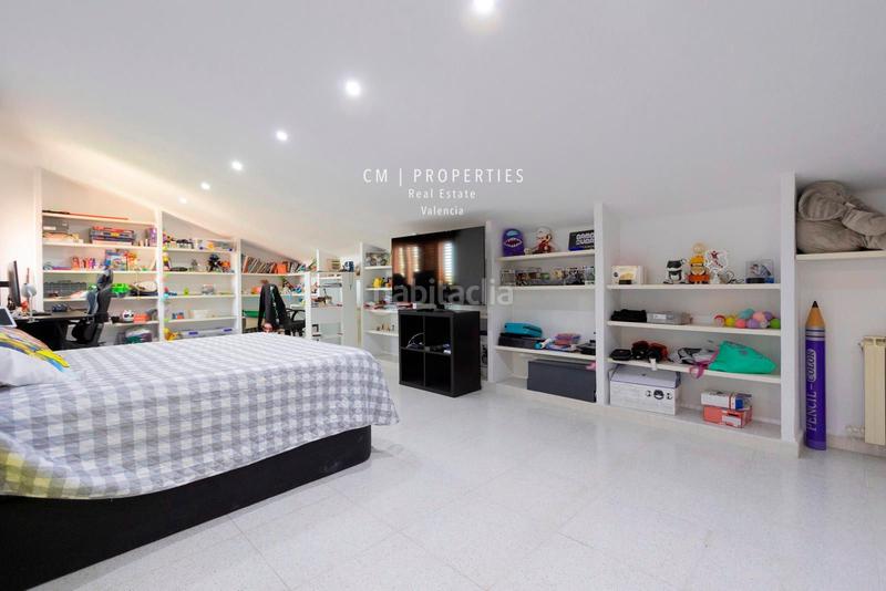 Foto 43479a5a-b526-4e1f-9c7c-ae641289544a. Chalet mit heizung parking pool in La Cañada Paterna