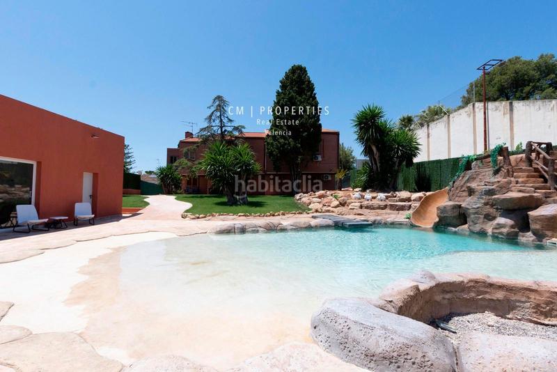 Foto 53b0d505-334d-46b6-b3f1-d415332fa2e1. Chalet mit heizung parking pool in La Cañada Paterna