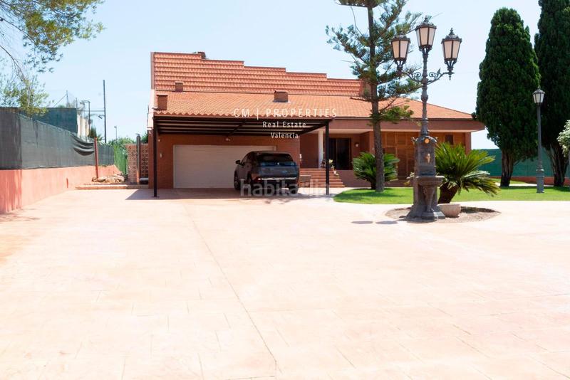 Foto 5697610a-216f-4a73-97e6-f4ef7cca64b8. Chalet mit heizung parking pool in La Cañada Paterna