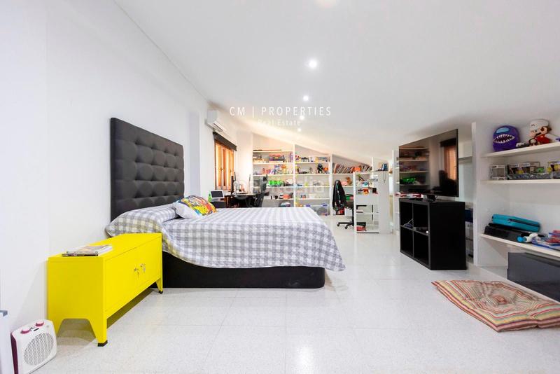 Foto 5d4883f5-1df0-4041-96bc-1f7ff83c50d0. Chalet mit heizung parking pool in La Cañada Paterna