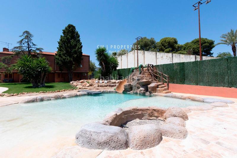 Foto 8933c59b-18e5-47e6-aa50-2ae90f2863f8. Chalet mit heizung parking pool in La Cañada Paterna