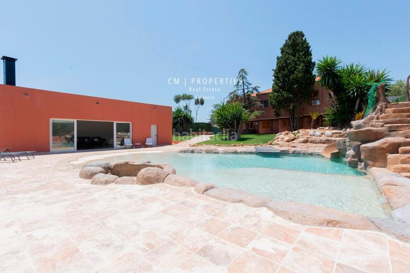 Foto a069f291-f126-4a64-a5c8-e6c87f6f3a70. Chalet mit heizung parking pool in La Cañada Paterna