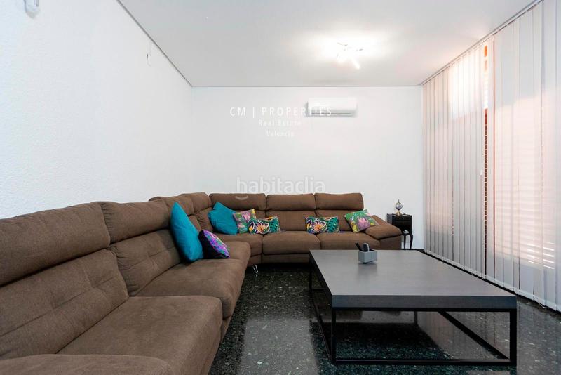 Foto f6ca0920-ebe2-4b50-bfce-7e52a44f5e9a. Chalet mit heizung parking pool in La Cañada Paterna