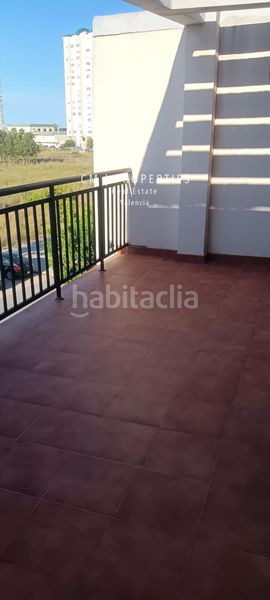 Foto 5d6b7586-96c3-4472-83b7-20372d2d1dd4. Miete reihenhaus mit heizung parking pool in Playa del Puig El Puig de Santa Maria