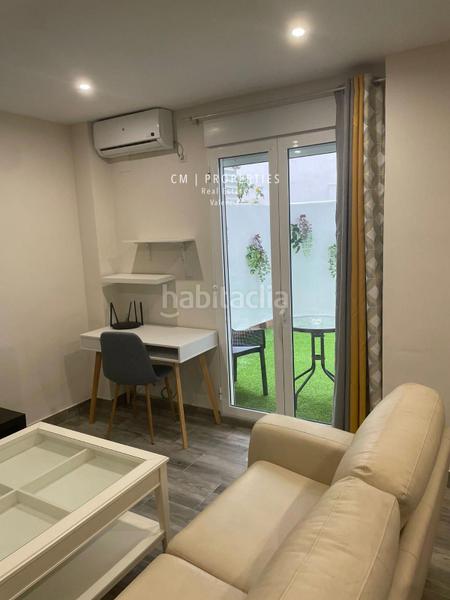Foto 788d4bbb-057e-435d-be2d-73503be88593. Alquiler piso estudio en alquiler con terraza en calle jesus en Valencia
