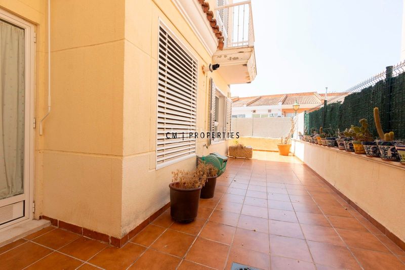 Foto 0cbfcdde-a568-46df-ad7d-643ee8385528. Lloguer casa amb calefacció aparcament piscina a Bétera