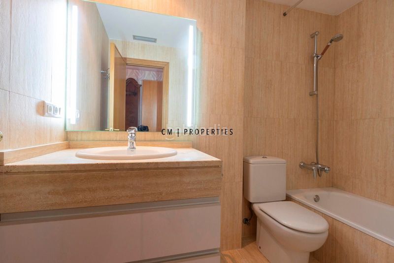 Foto cde47a9a-f222-4bfd-b386-1526b1f0cecc. Lloguer casa amb calefacció aparcament piscina a Bétera