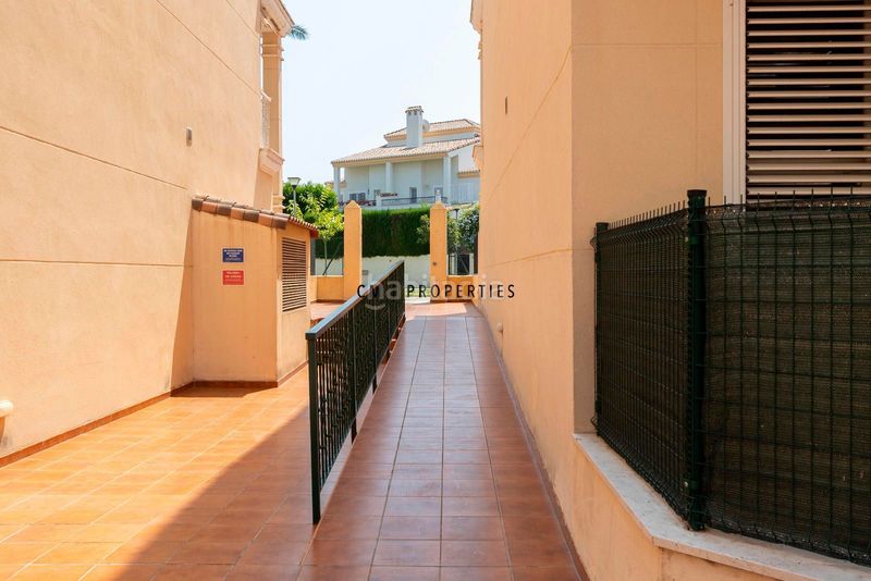 Foto f17ade90-e706-460c-b916-6930b4d66f29. Lloguer casa amb calefacció aparcament piscina a Bétera