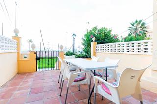 Lloguer Pis  De la huerta. Alquiler de bajo vivienda en primera linea de playa