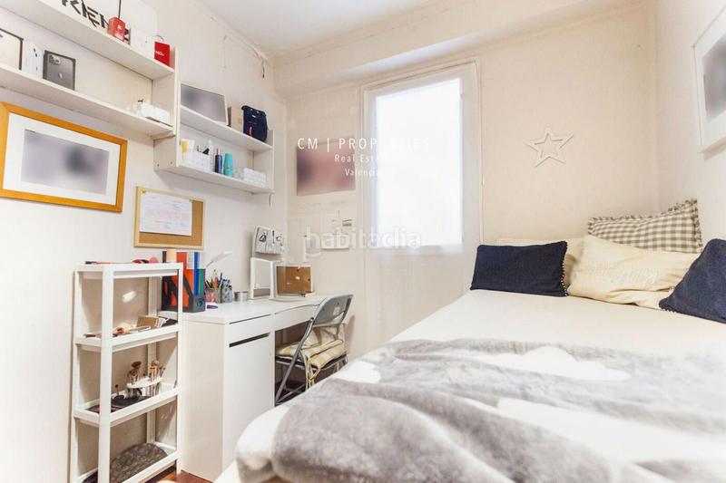 Foto b86f63a8-5a62-4188-8481-318ddf6e12ae. Piso  junto al parque central en venta en Arrancapins Valencia