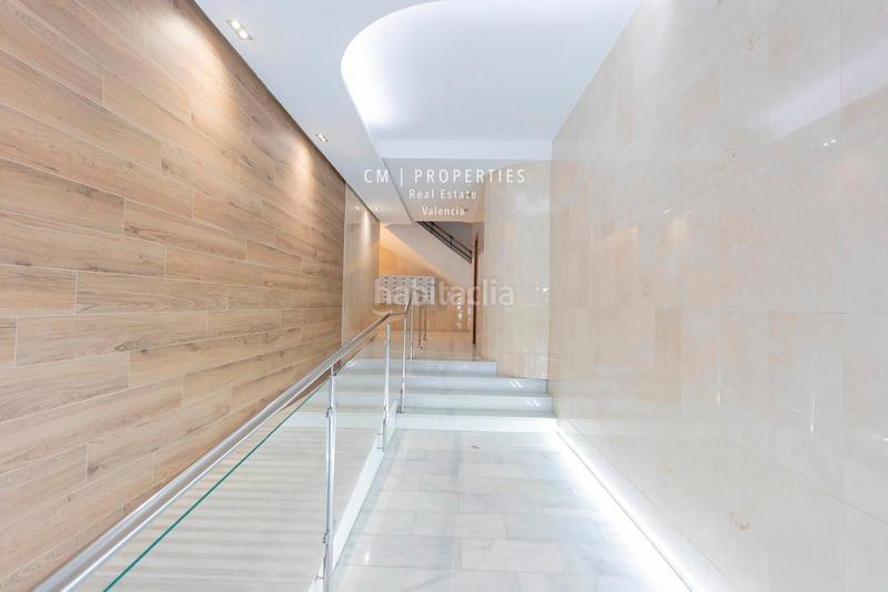 Foto fb054625-dcb5-47d9-9749-688c8554414e. Piso  junto al parque central en venta en Arrancapins Valencia