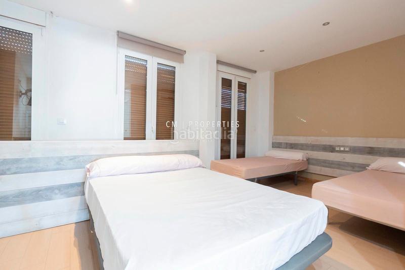 Foto a2748099-e49f-4108-ad10-34bb309263f9. Alquiler casa  de 4 habitaciones en cabanyal en Valencia