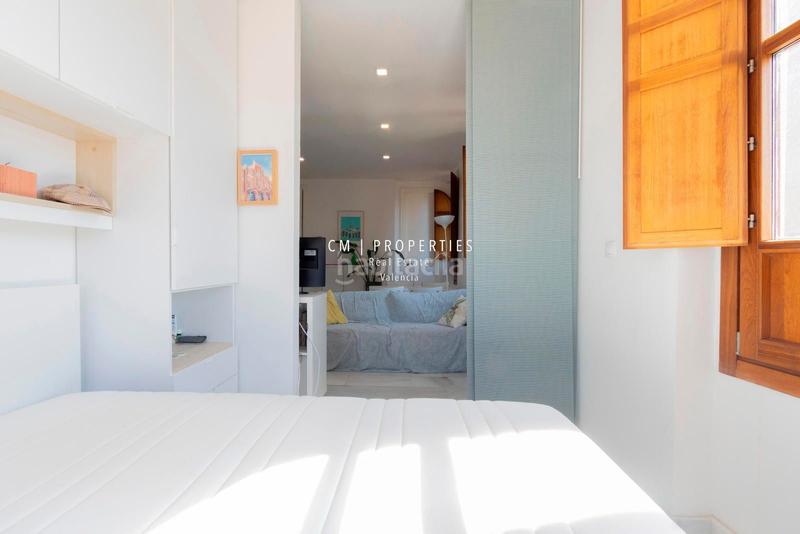 Foto c4929252-3ee1-4ee4-b3d5-d3d332c9c7bc. Alquiler ático  con terraza de dos habitaciones en El Mercat. en Valencia