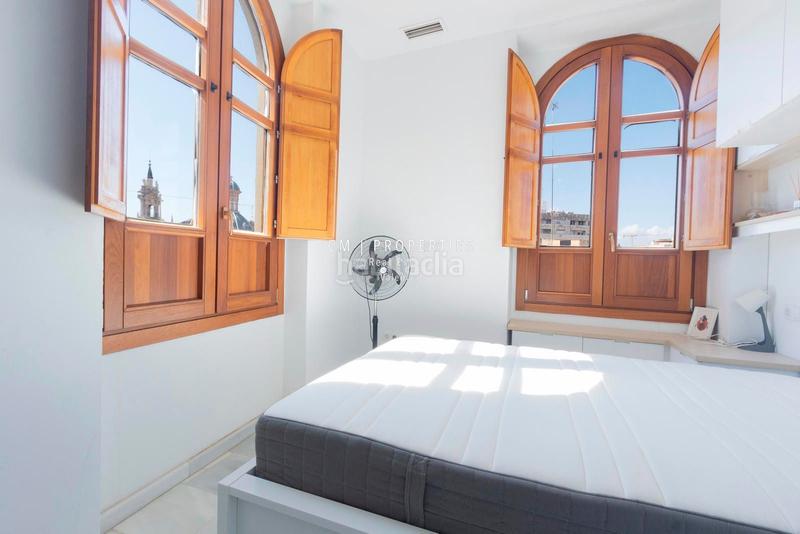 Foto b33b24ee-38c3-4d6b-89b1-0b33bd7508b9. Location attique avec chauffage dans El Mercat Valencia