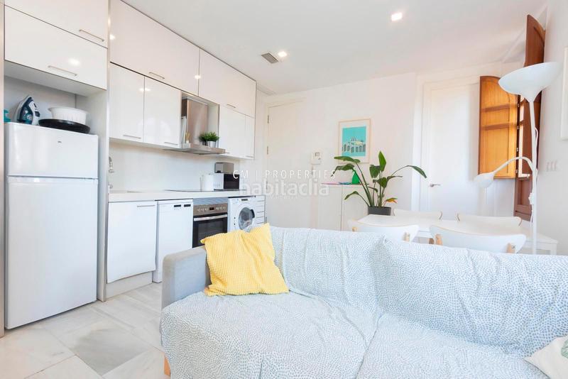 Foto 68382688-c047-4f08-ae60-6fbe4c790cbb. Rent penthouse with heating in El Mercat Valencia