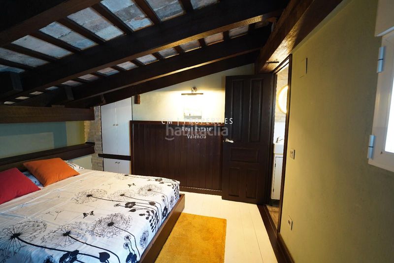 Foto 1095fecf-c77d-455e-9e10-01e6db1e71d7. Lloguer àtic amb calefacció a El Carme Valencia
