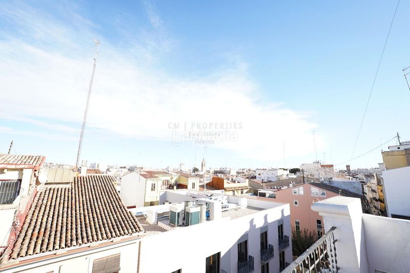 Foto 79cc6e64-26d2-4d56-8aab-e31c84aa583f. Lloguer àtic amb calefacció a El Carme Valencia