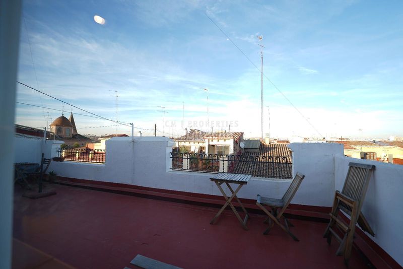 Foto c3f7b46a-bfc2-456b-9bfe-4944b33019b5. Lloguer àtic amb calefacció a El Carme Valencia