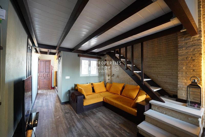 Foto ce8e6c38-6a2b-4578-b5b8-04dafa083ba3. Lloguer àtic amb calefacció a El Carme Valencia