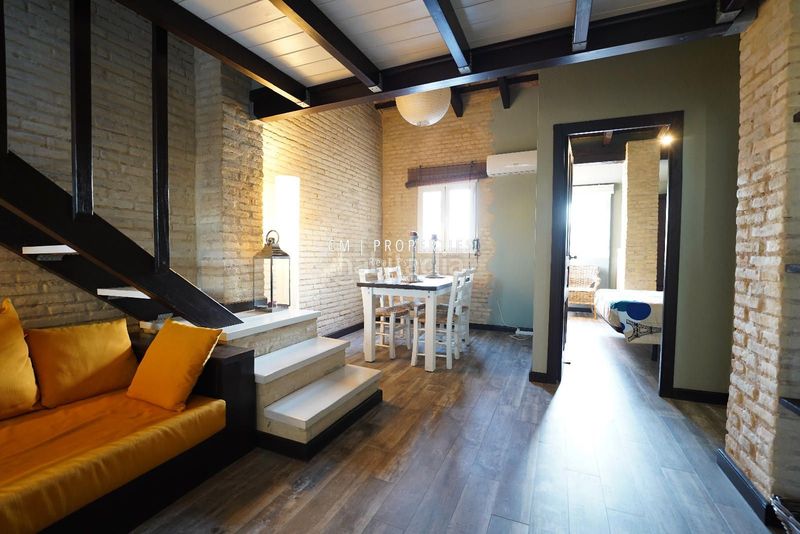 Foto f5d73482-de9b-4c14-92ae-6e45e050eff1. Lloguer àtic amb calefacció a El Carme Valencia