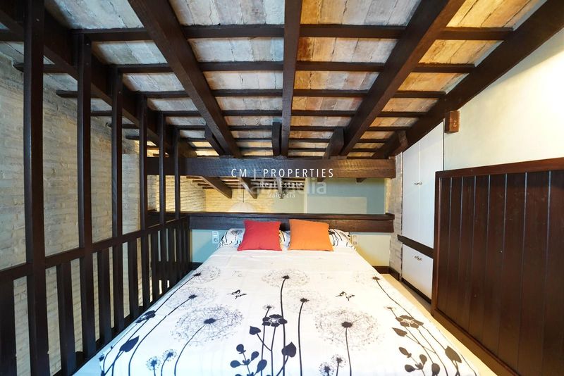 Foto fd7309a4-0173-4570-a5ad-c92848612c50. Lloguer àtic amb calefacció a El Carme Valencia