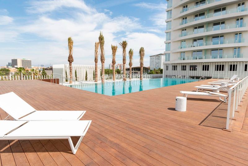 Foto 5acf19e5-2fbb-4e13-a02a-7a5432fde078. Rent flat with heating parking pool in Sant Pau Valencia