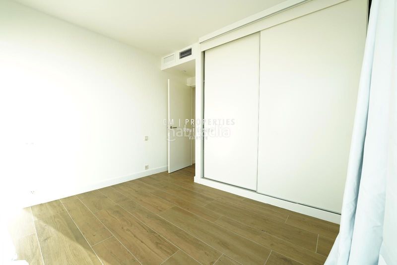 Foto 629f33a2-4239-43f8-9a82-4e699f51243c. Rent flat with heating parking pool in Sant Pau Valencia