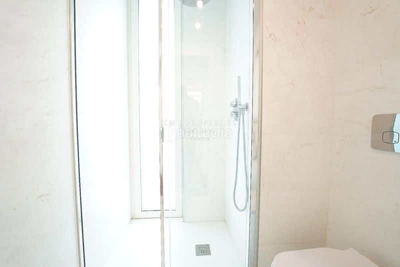 Foto 96e2bdb8-5a2a-4b56-b015-7eef3fc0ba15. Rent flat with heating parking pool in Sant Pau Valencia