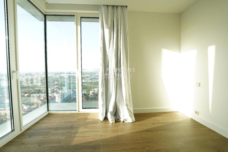 Foto fc3604b6-ba11-4b96-b745-e10afd11dbda. Rent flat with heating parking pool in Sant Pau Valencia