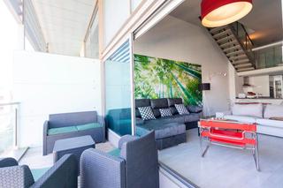 Lloguer Àtic  De la creu rotja. Loft en cruz roja en alquiler.
