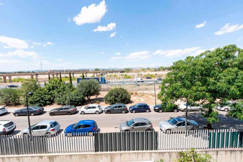 Foto 708e54f0-4062-4e14-9159-f0819a23c920. Location attique avec chauffage parking piscine dans Valencia