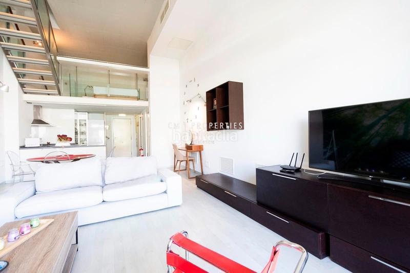 Foto d96a6bd3-2ffb-49ea-ac0f-7caeea84c19e. Location attique avec chauffage parking piscine dans Valencia