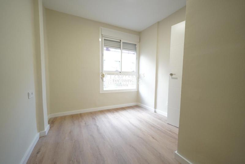 Foto d005acb1-1713-4fc2-9d56-88b794bbf562. Rent flat with heating in Sant Francesc Valencia