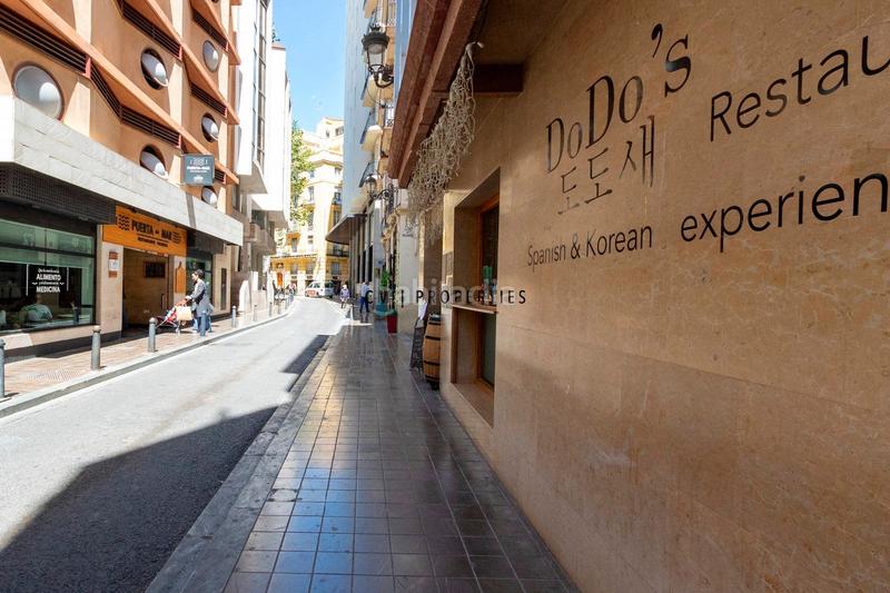 Foto 05f5811c-9abb-4270-aa57-59f6475f6abe. Alquiler piso  exterior de una habitación en san francesc en Valencia