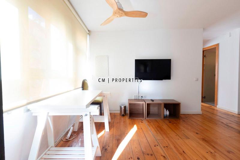 Foto b068e449-efeb-4384-8ba9-69f96f62a34b. Alquiler piso  exterior de una habitación en san francesc en Valencia