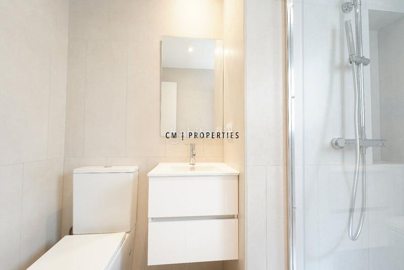 Foto 63f73d29-caf6-4c24-ac0f-b7657b7a5555. Piso  de 3 dormitorios en calle velazquez en venta en Carlet