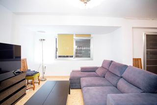 Affitto Appartamento  Dr waksman. Piso de tres habitaciones y exterior en alquiler.