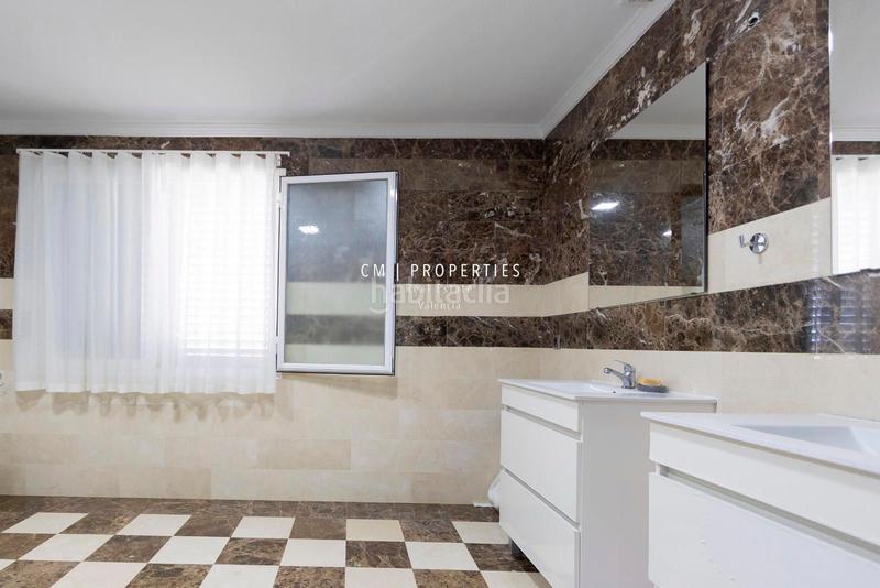 Foto 4473e616-fb42-4ba0-8e3e-c00ff9b2252f. Chalet mit heizung parking pool in Entrepinos Eliana (l´)