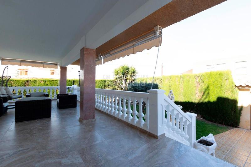 Foto 501d0e3e-655c-413c-a32f-3822ac1c68de. Chalet mit heizung parking pool in Entrepinos Eliana (l´)