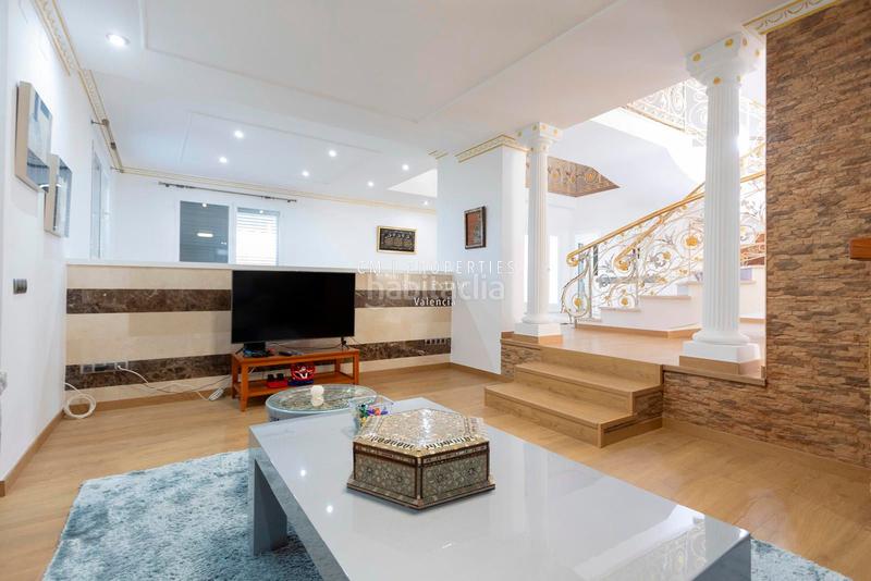 Foto 5a0835a1-e191-4307-becb-1bb5a544a986. Chalet mit heizung parking pool in Entrepinos Eliana (l´)