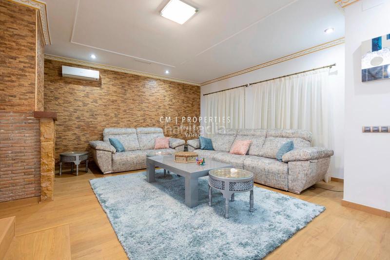 Foto 67704fd0-48a3-4980-b0ca-df32957bcaea. Chalet mit heizung parking pool in Entrepinos Eliana (l´)