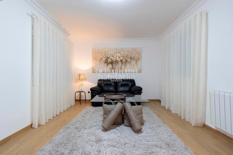 Foto 71dcee34-4bb4-47b4-ad7f-939a38308370. Chalet mit heizung parking pool in Entrepinos Eliana (l´)